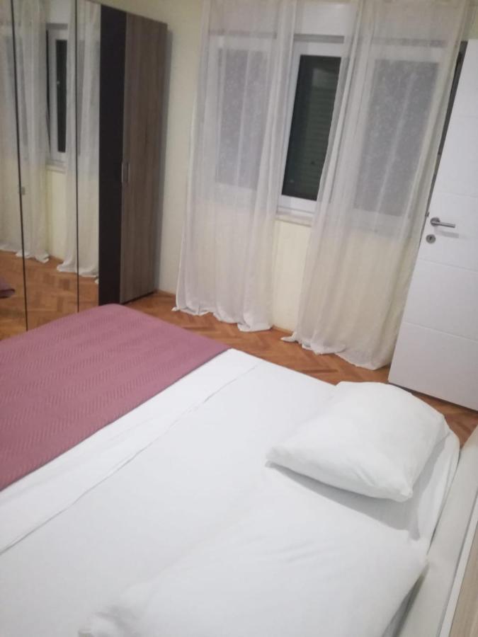 Apartmani Ivica Martic Duće Extérieur photo