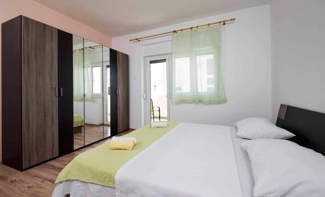 Apartmani Ivica Martic Duće Extérieur photo